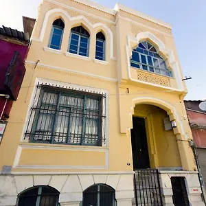 Mansion With Lemon Tree Измир